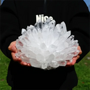 Cristal de Quartzo Cristalino Natural – Presente Único e Sofisticado para Datas Especiais